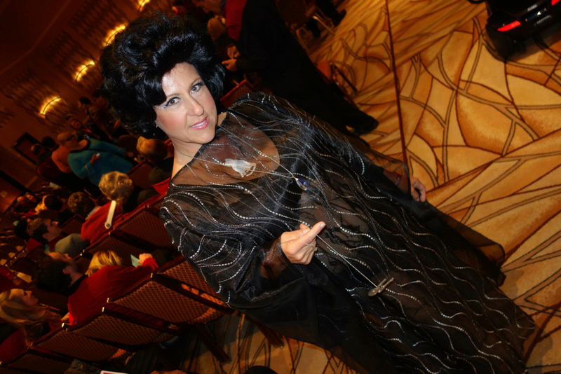 Illustration for article titled The Greatest Star Trek Cosplay of the Year